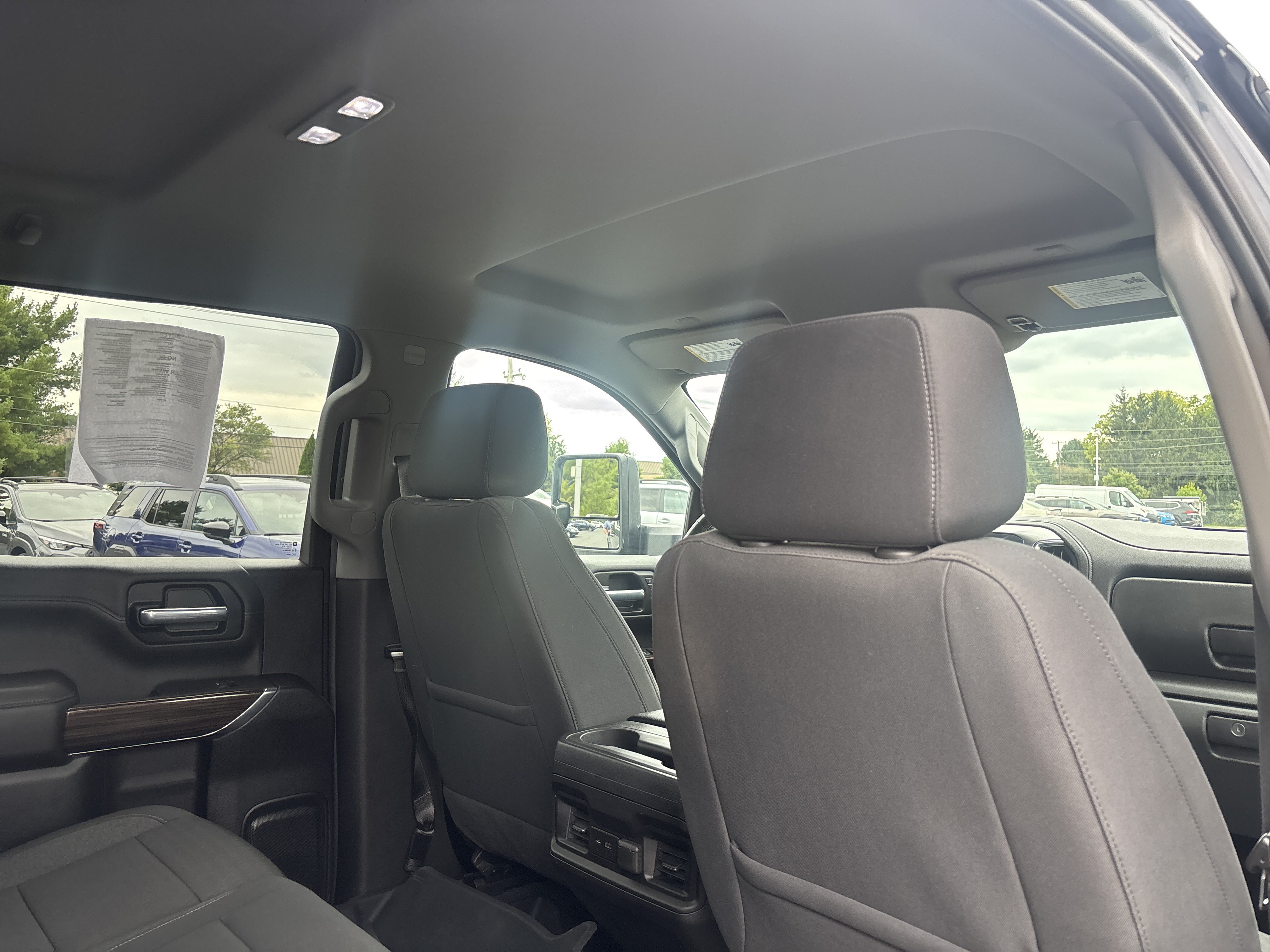 Used 2021 Chevrolet Silverado 1500 LT Trail Boss w/ Convenience Package II AWD/4WD image 13