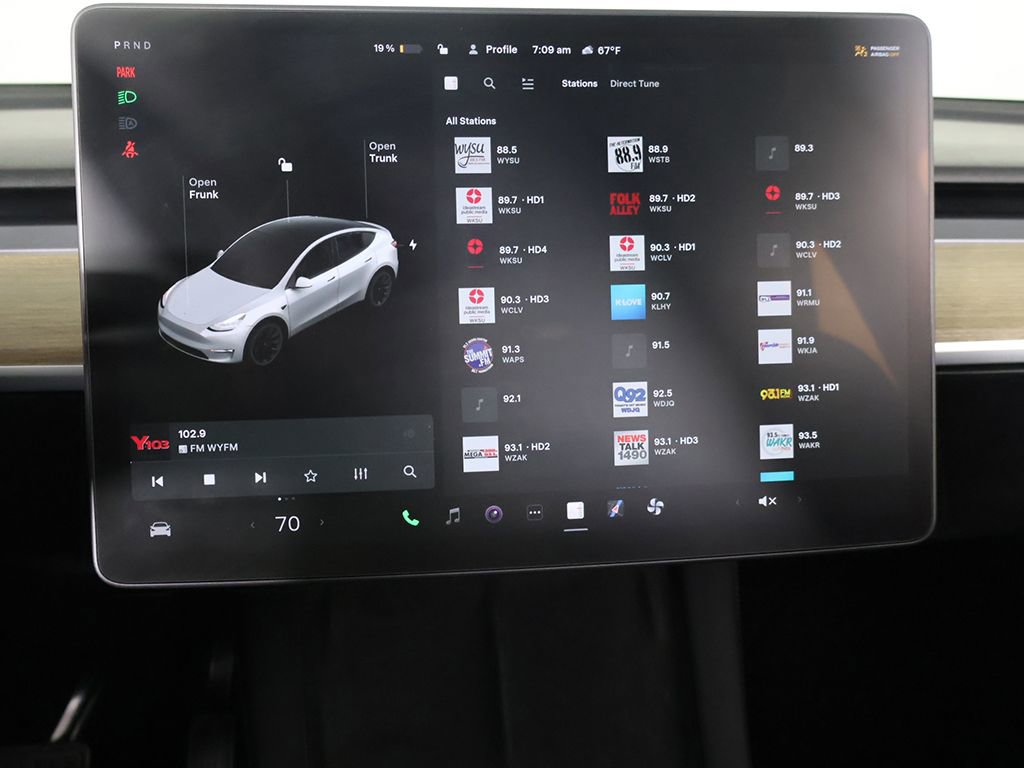 Used 2021 Tesla Model Y Long Range image 62