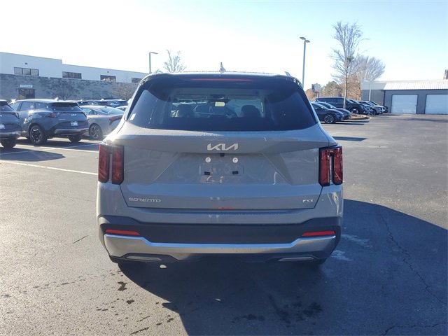 New 2026 Kia Sorento S image 5