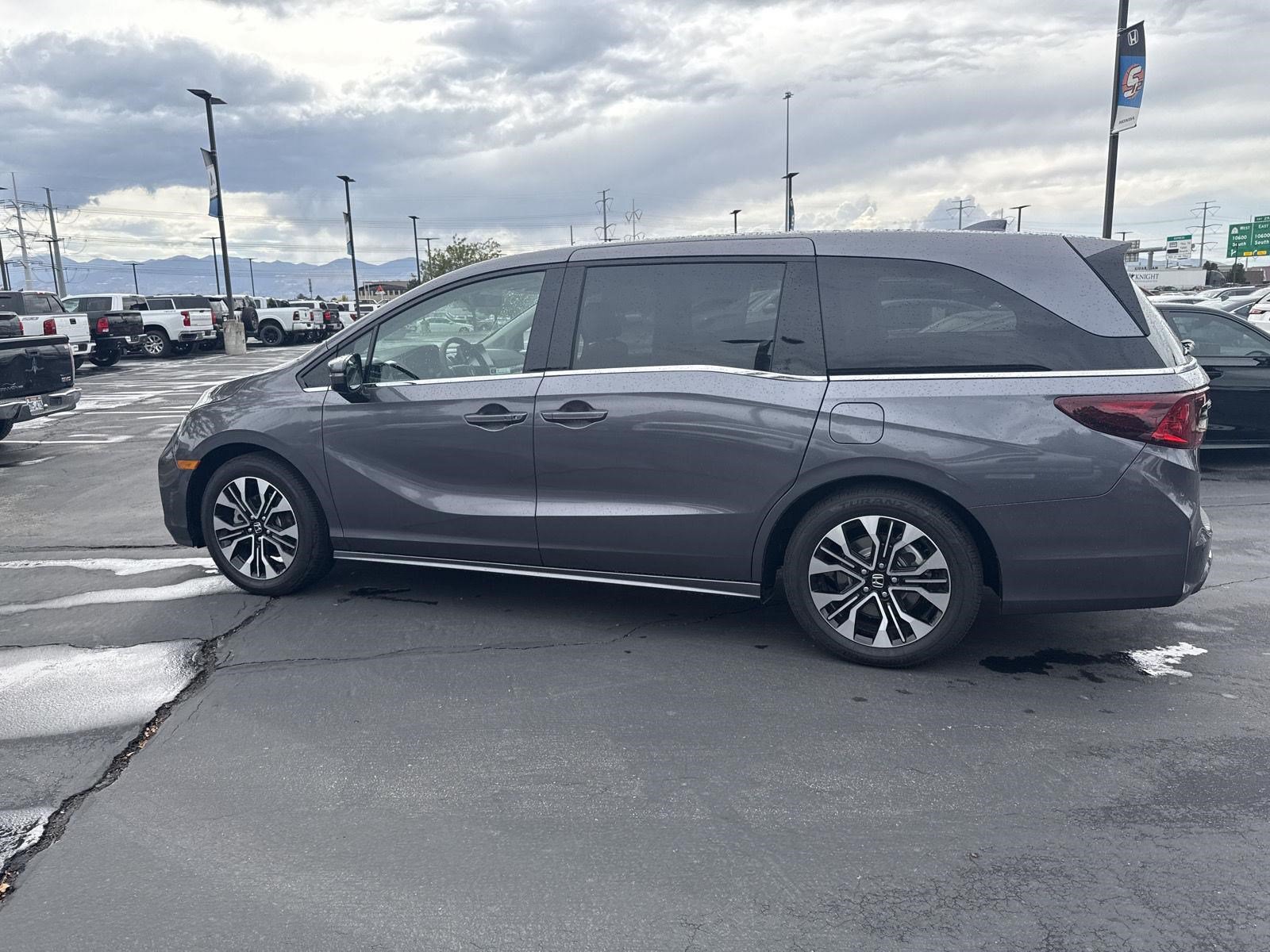 Certified 2026 Honda Odyssey Elite image 6