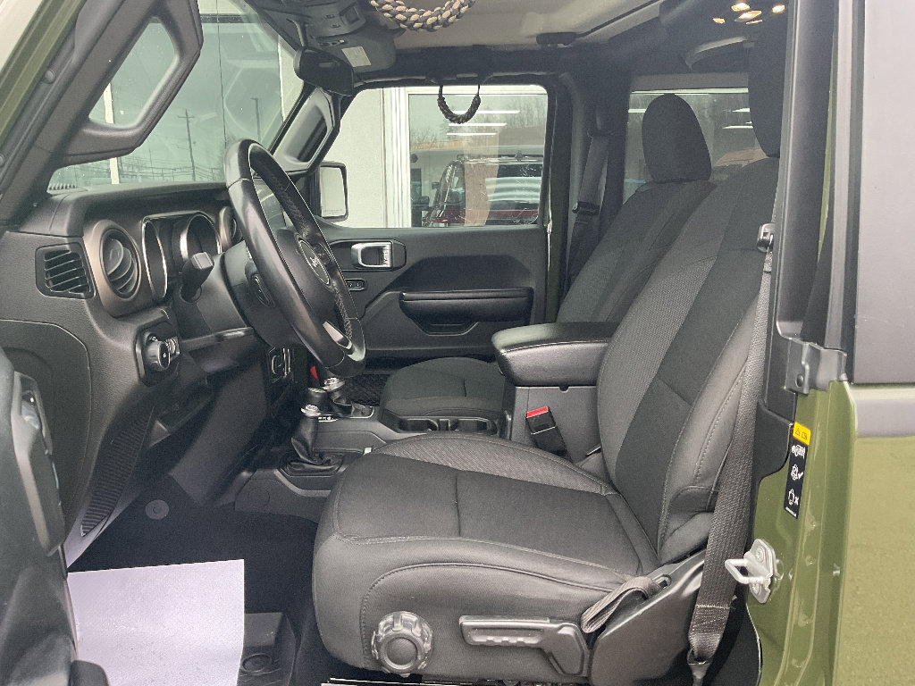 Used 2020 Jeep Wrangler Sport image 8