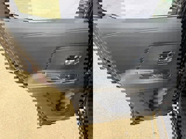 New 2026 Nissan Kicks SV image 15