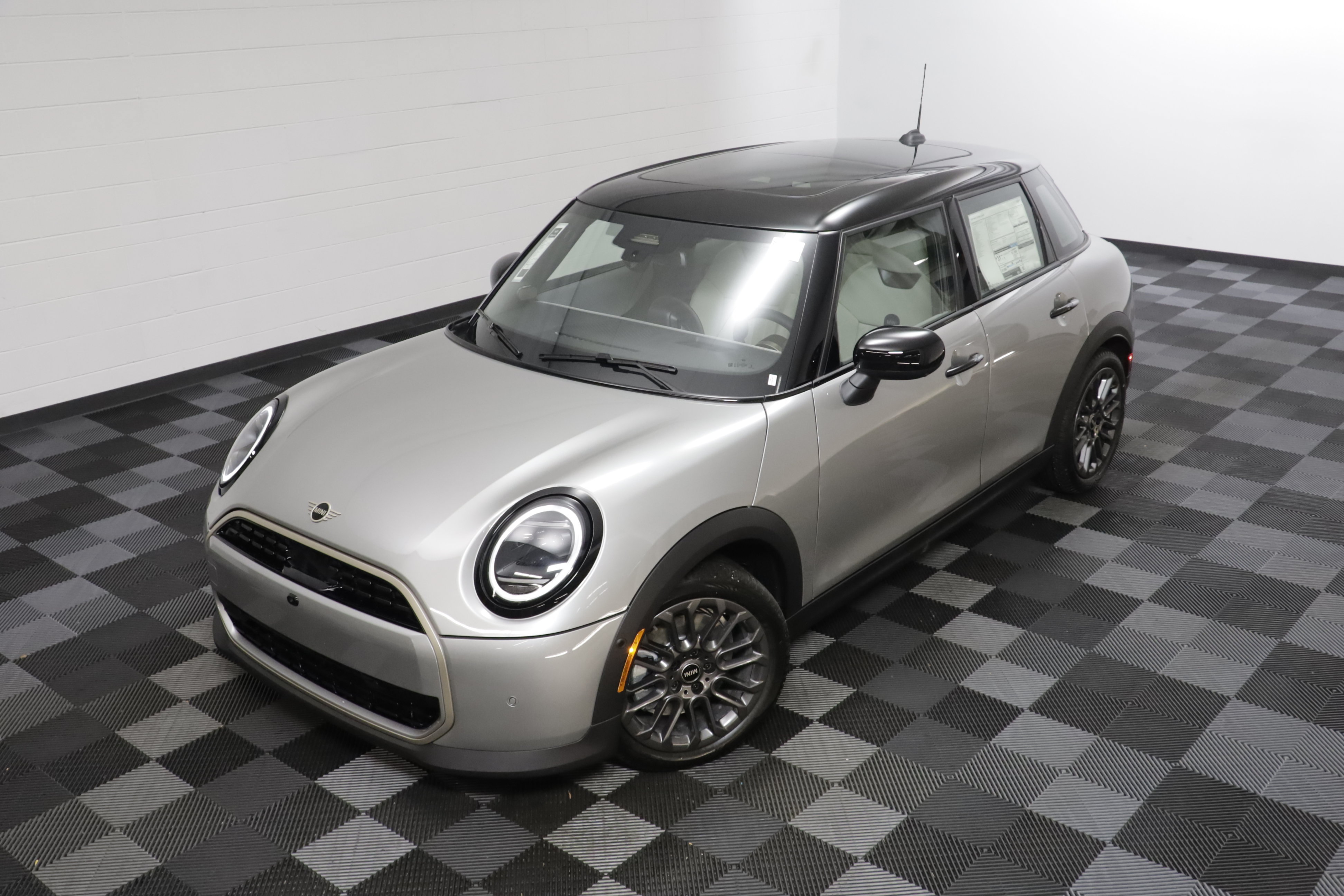 New 2027 MINI Cooper 4-Door Hardtop FWD image 2