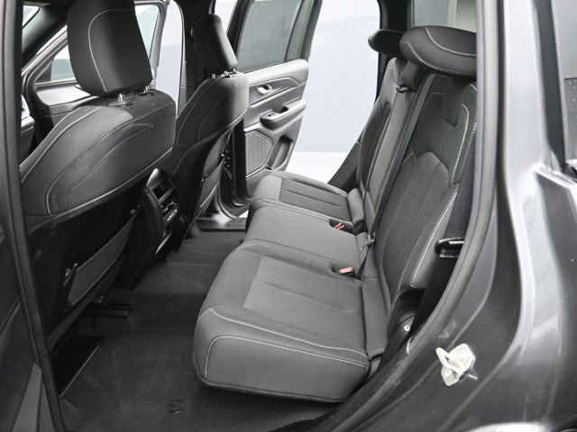 Used 2024 Jeep Grand Cherokee Laredo AWD/4WD image 13