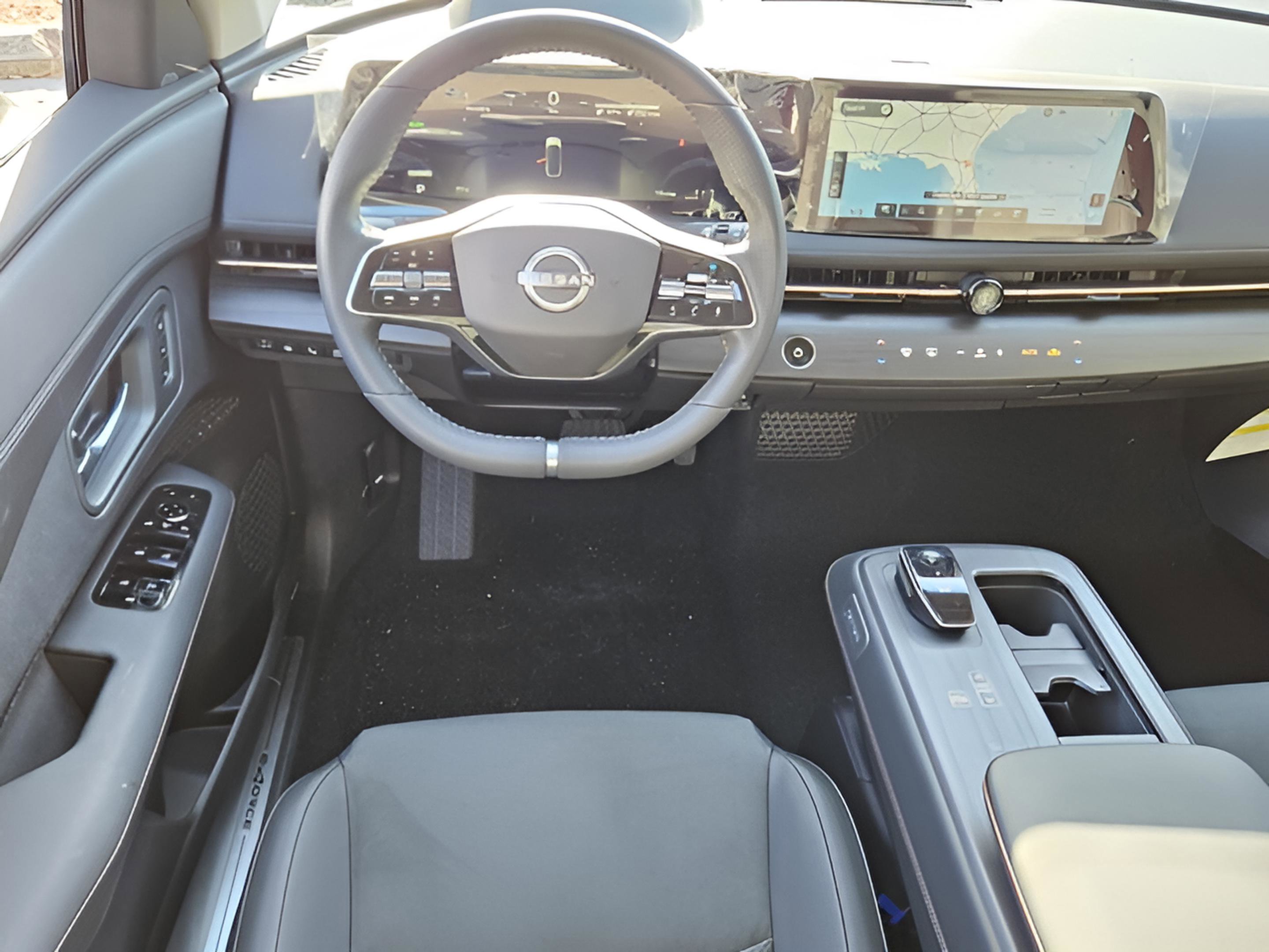 New 2025 Nissan Ariya AWD image 8