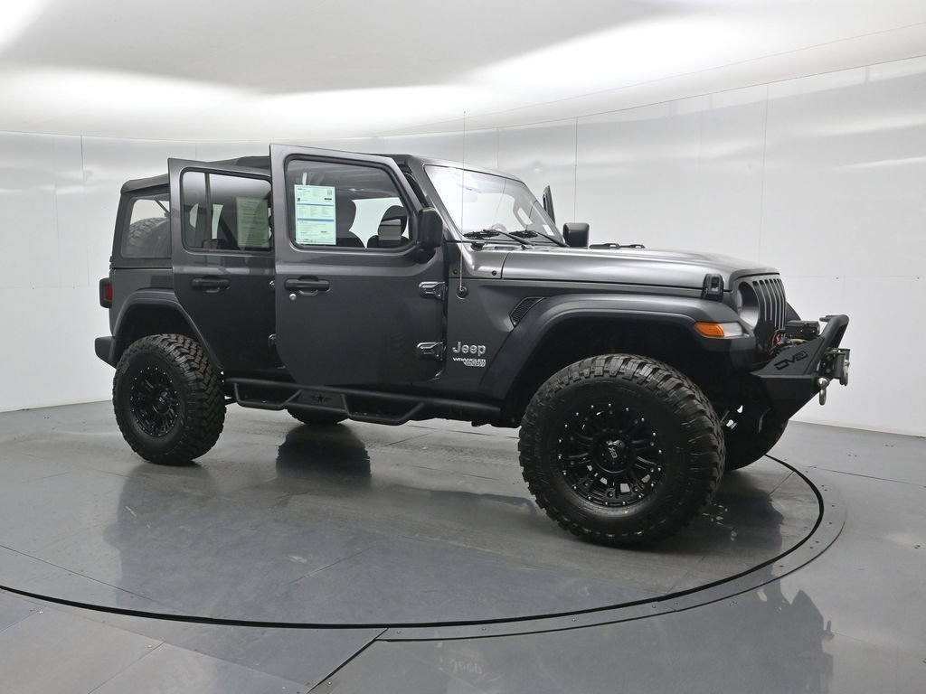 Used 2018 Jeep Wrangler Unlimited Sport image 29