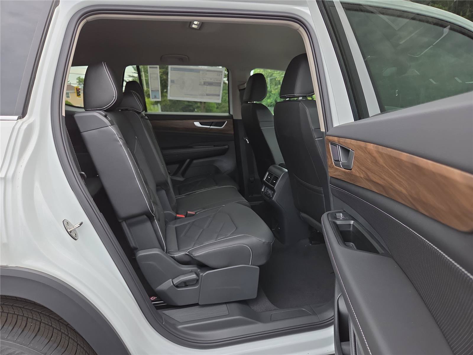 New 2026 Volkswagen Atlas SE AWD/4WD image 26