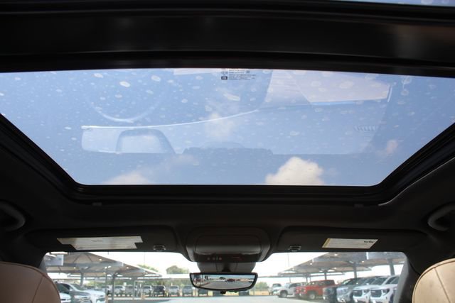 Used 2024 Cadillac XT4 Premium Luxury w/ Active Safety Package FWD image 19