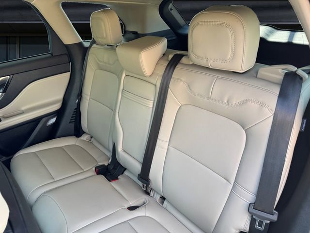 Used 2025 Lincoln Corsair FWD image 13