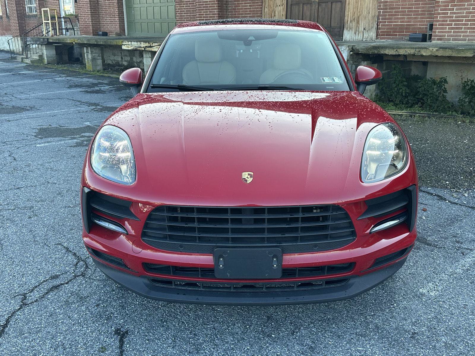 Used 2019 Porsche Macan AWD/4WD image 3