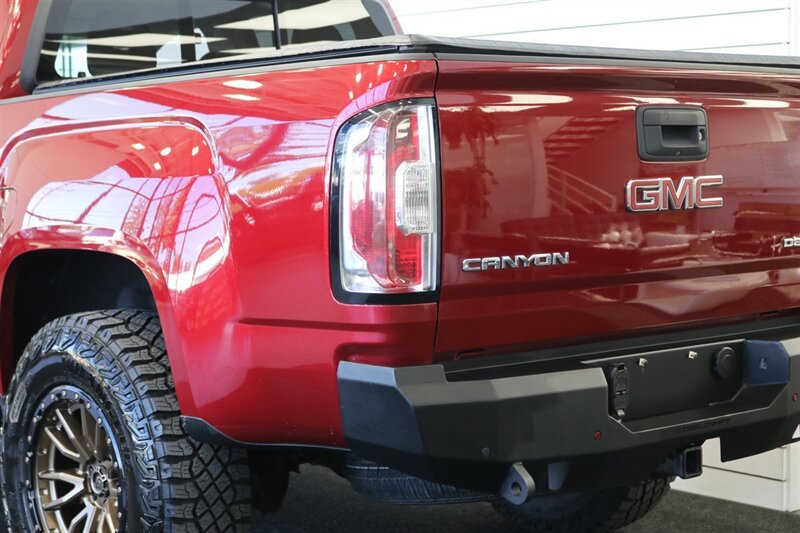 Used 2020 GMC Canyon Denali AWD/4WD image 15