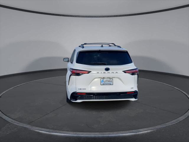 Certified 2025 Toyota Sienna XSE w/ XSE Plus Package image 7