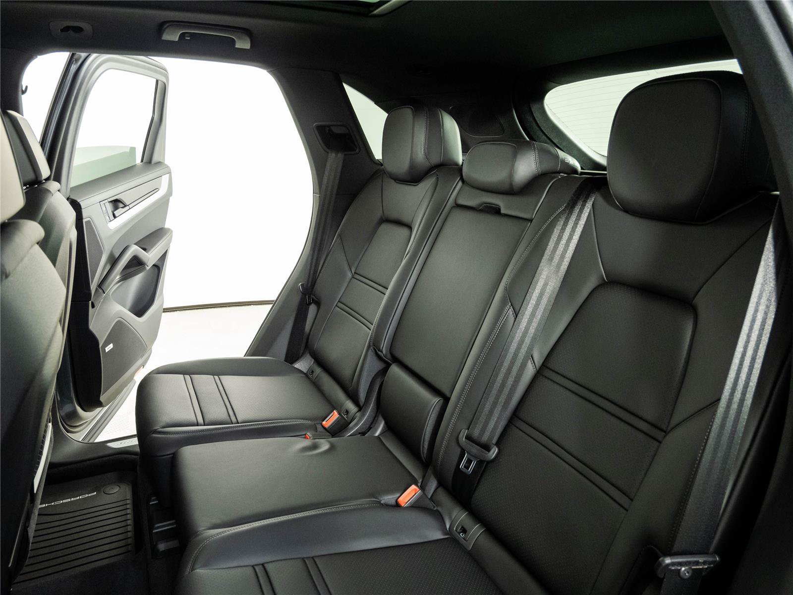 New 2026 Porsche Cayenne AWD/4WD image 22