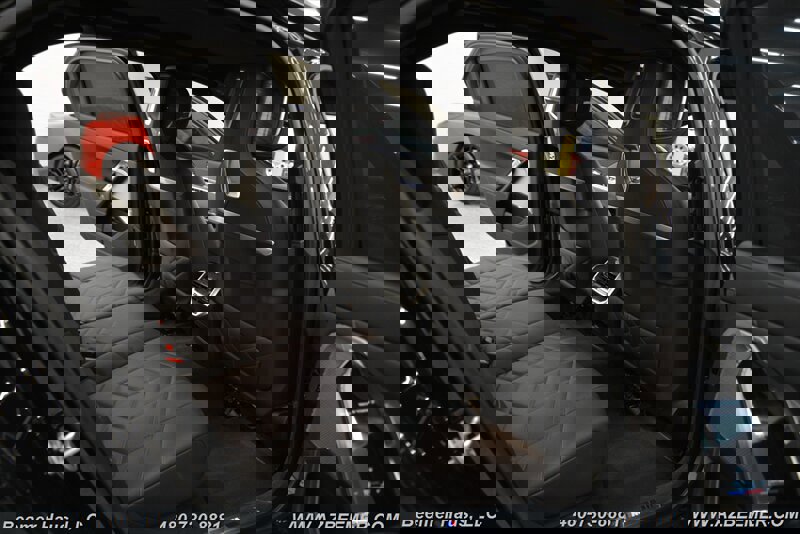 Used 2024 BMW i7 M70 w/ Executive Package image 21