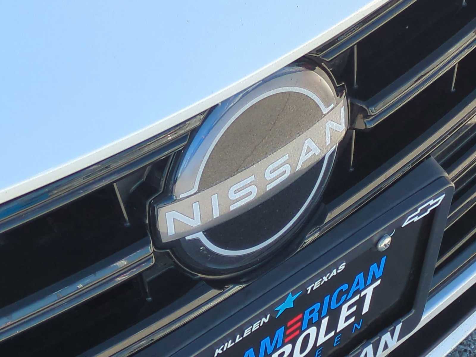 Used 2024 Nissan Versa SR image 28