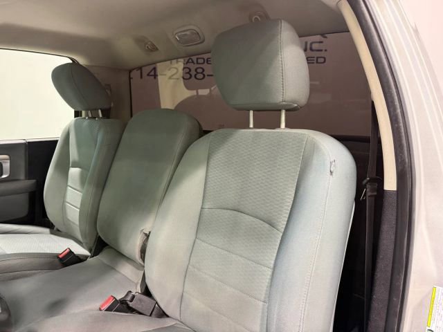 Used 2014 RAM 1500 Express image 17