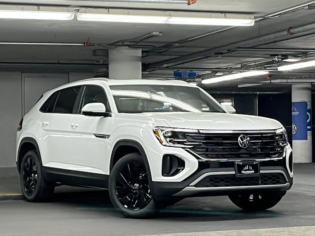 New 2026 Volkswagen Atlas Cross Sport SE image 1