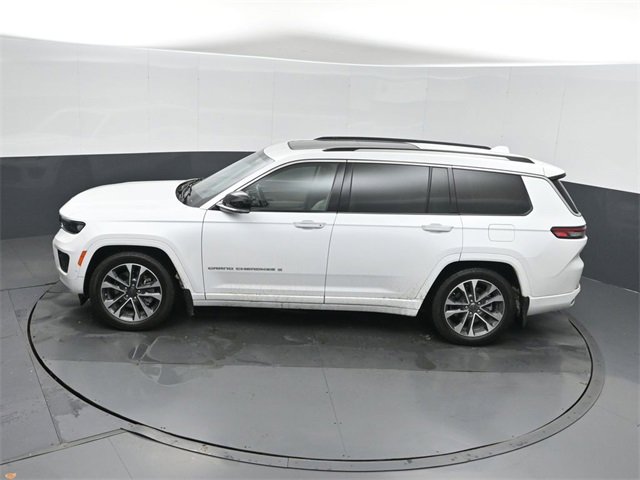 Used 2022 Jeep Grand Cherokee L Overland w/ Advanced Protech Group III image 36
