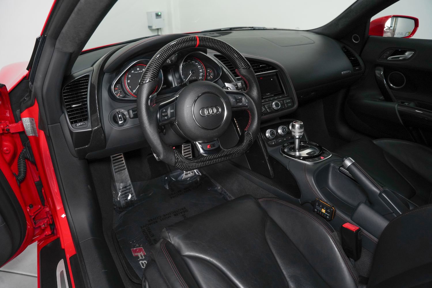 Used 2014 Audi R8 V10 AWD/4WD image 11