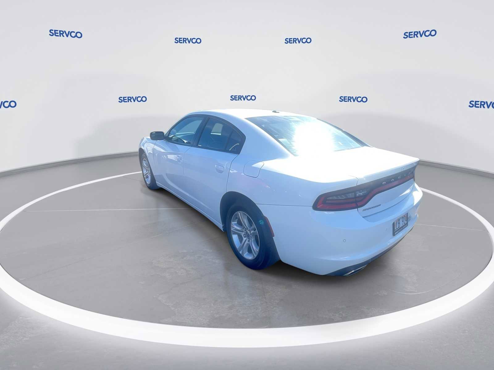 Used 2021 Dodge Charger SXT w/ Leather Interior Group RWD image 6