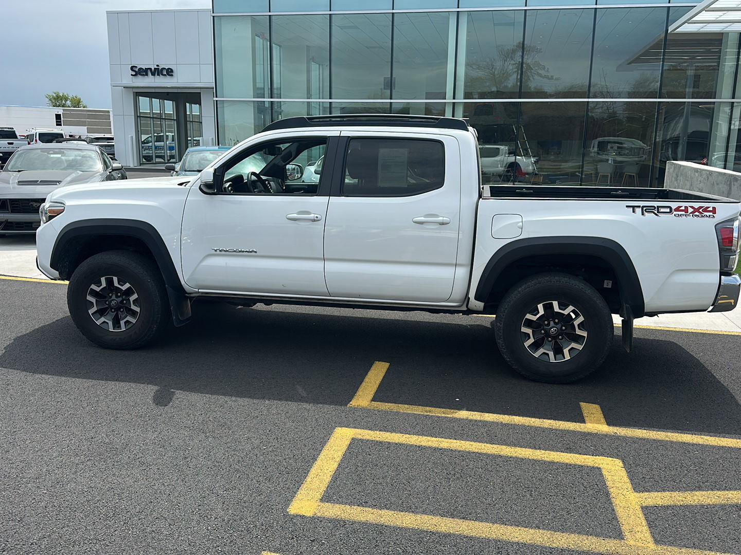 Used 2021 Toyota Tacoma TRD Off-Road image 15