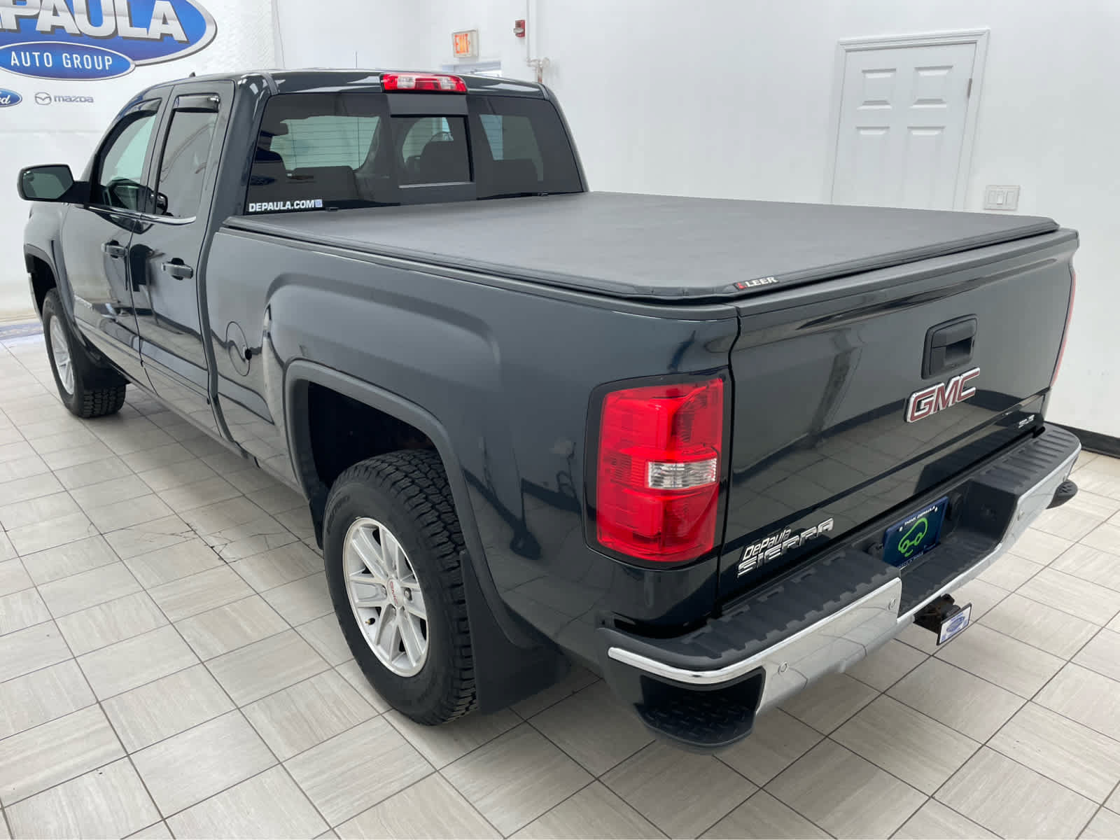 Used 2018 GMC Sierra 1500 SLE w/ SLE Value Package AWD/4WD image 18