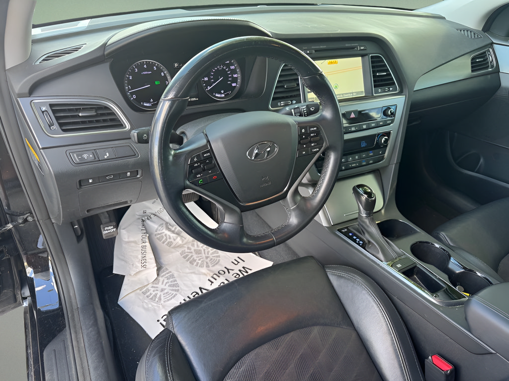 Used 2015 Hyundai Sonata Sport w/ Option Group 04 FWD image 21