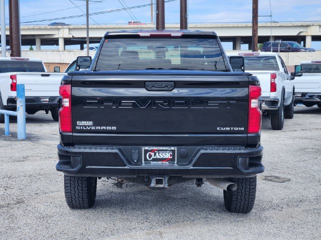 Used 2022 Chevrolet Silverado 2500 Custom w/ Custom Value Package AWD/4WD image 6