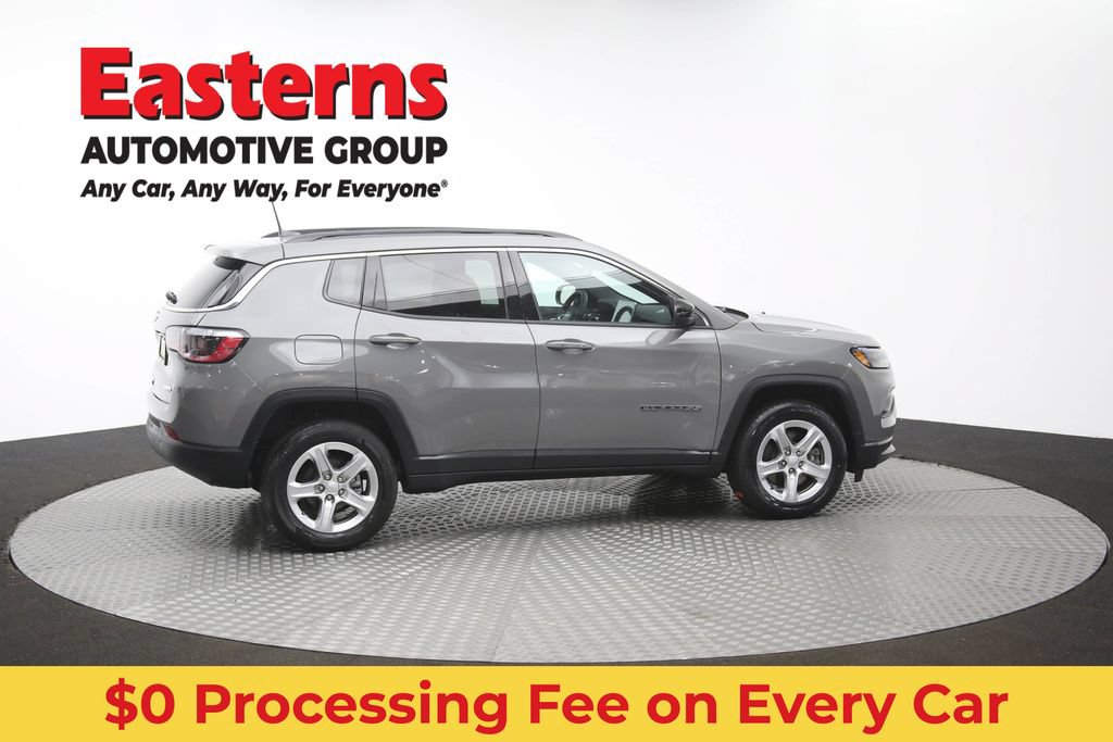 Used 2023 Jeep Compass Latitude w/ Sun and Sound Group AWD/4WD image 45