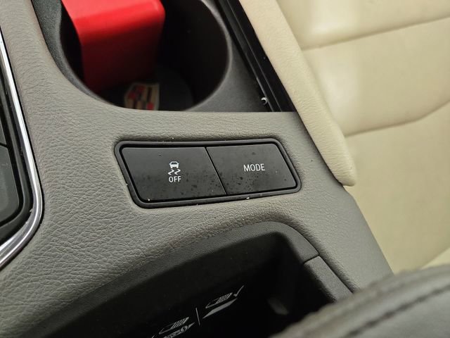 Used 2020 Cadillac XT5 Premium Luxury image 28