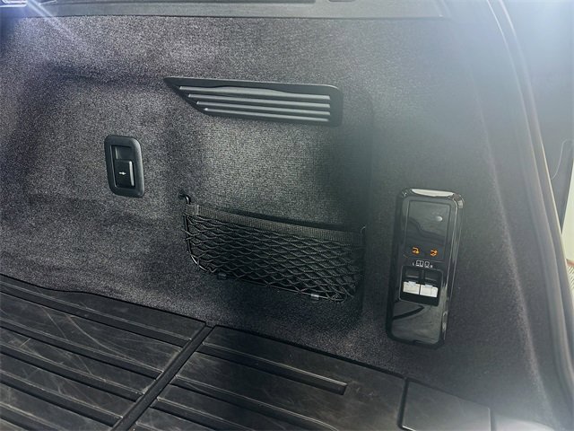 Used 2025 Land Rover Range Rover Sport Dynamic SE image 6