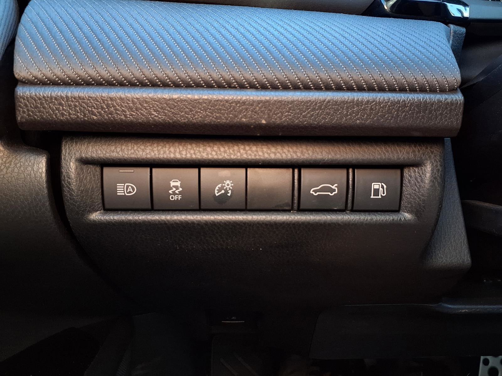 Certified 2025 Toyota Camry SE FWD image 14