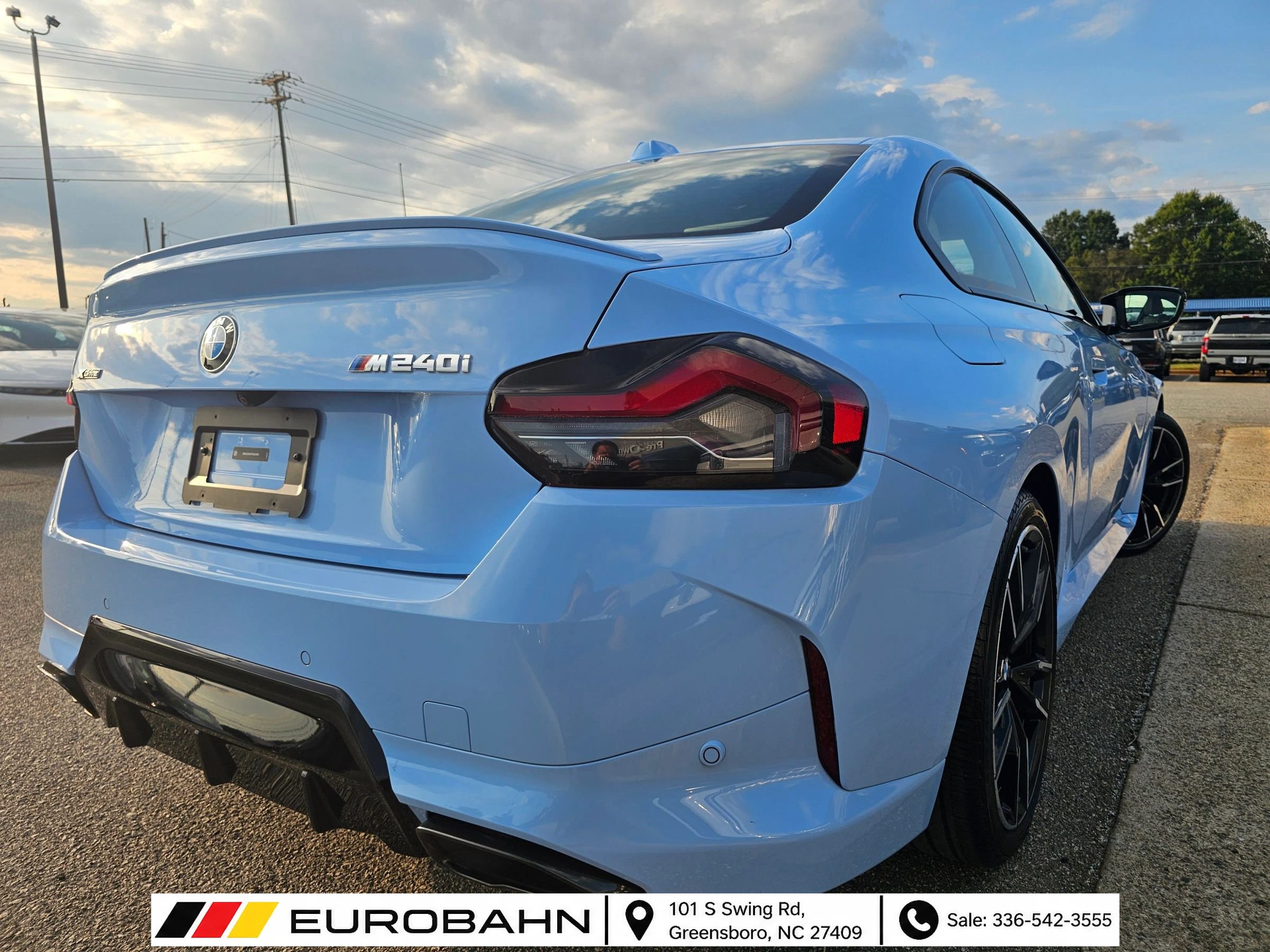 Used 2026 BMW M240i xDrive Coupe AWD/4WD image 5
