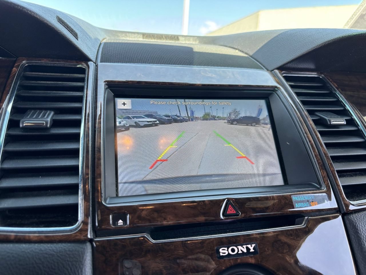 Used 2019 Ford Taurus Limited FWD image 23