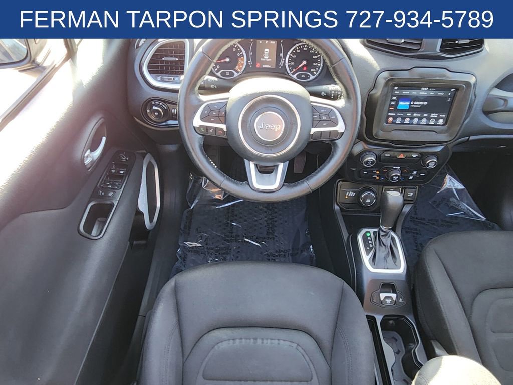 Used 2020 Jeep Renegade Latitude w/ Cold Weather Group image 17