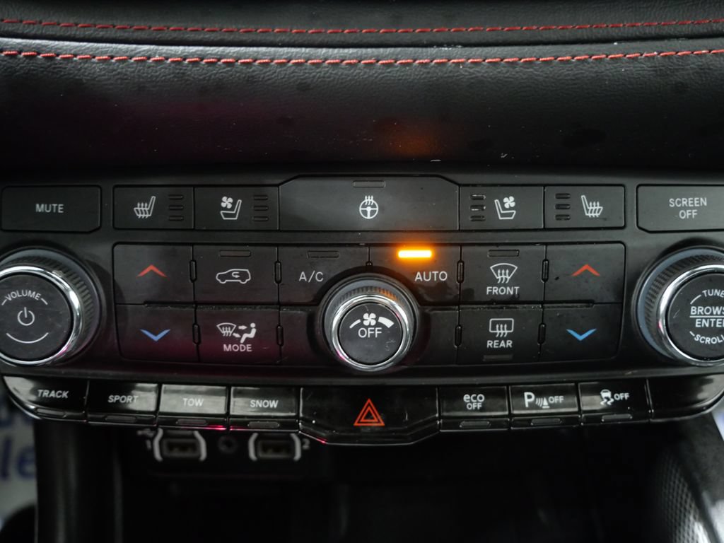 Used 2023 Dodge Durango R/T w/ Tow 'N Go Package AWD/4WD image 20
