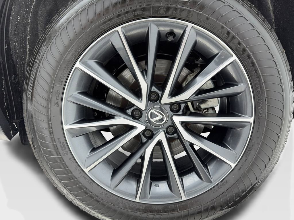 Used 2024 Lexus NX 250 FWD w/ Towing Package (2000 Lbs) image 55