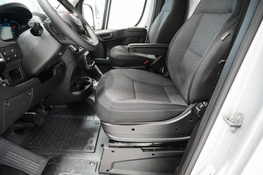Used 2024 RAM ProMaster 3500 w/ Quick Order Package 22G SLT image 12
