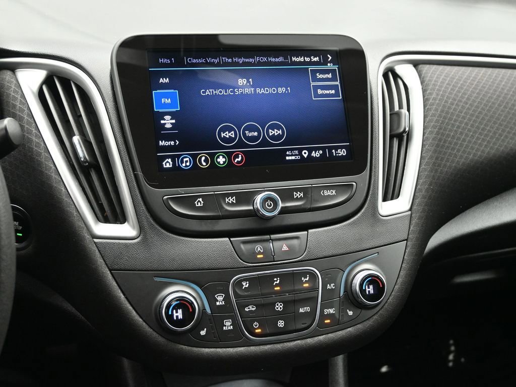 Used 2022 Chevrolet Malibu LT FWD image 16