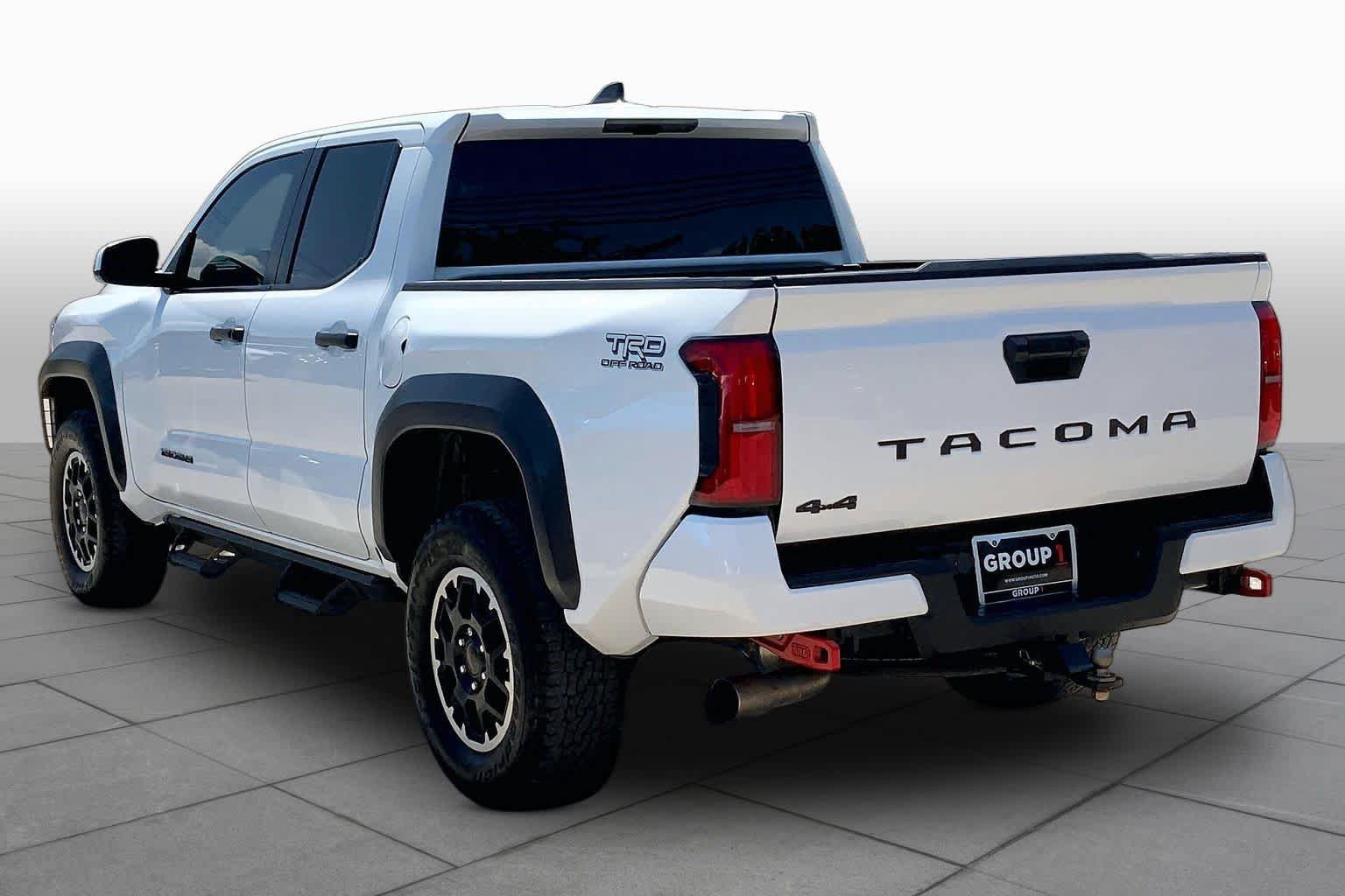 Used 2025 Toyota Tacoma TRD Off-Road AWD/4WD image 12