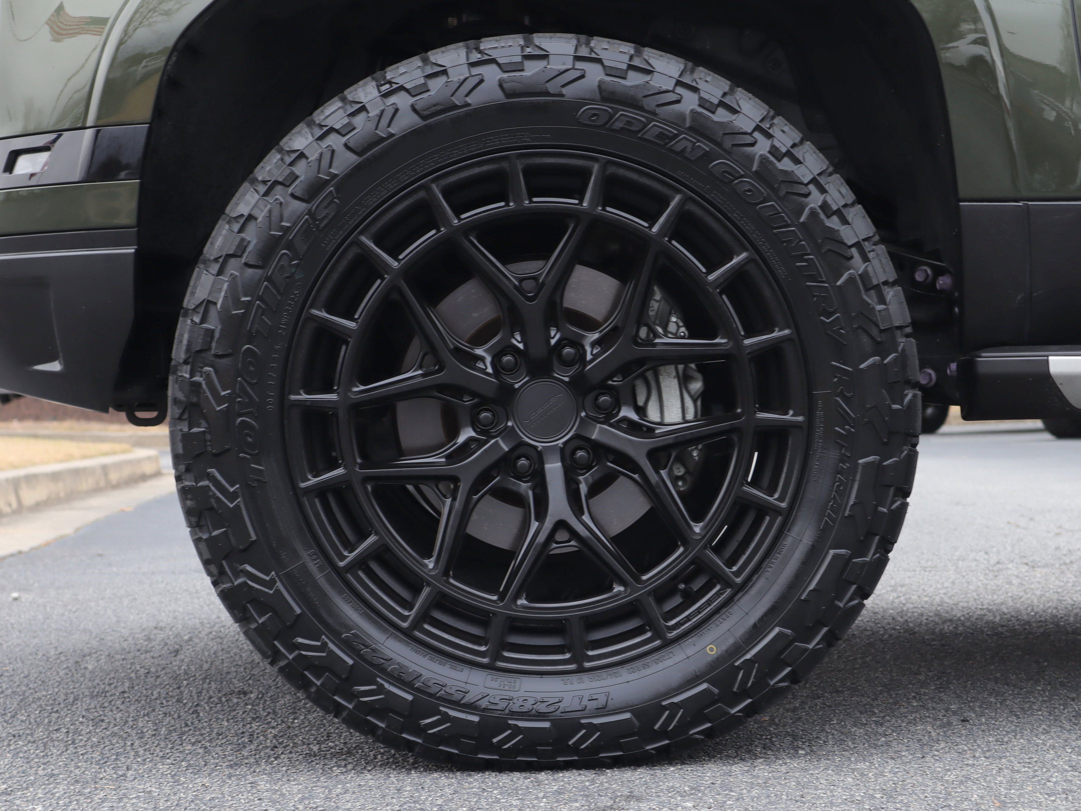 Used 2025 Lexus GX 550 GX 550 Premium+ w/ Accessory Package (Z1) image 8