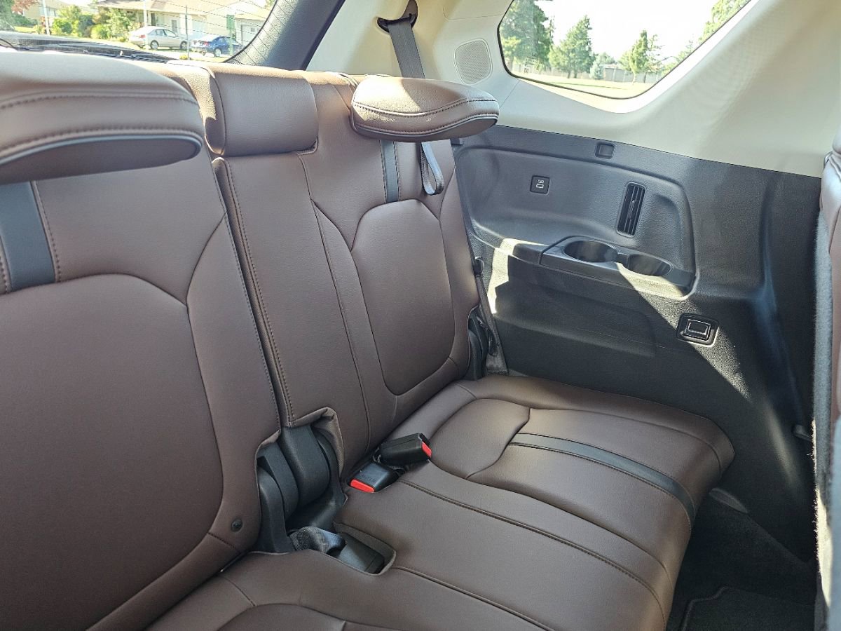 Used 2023 Honda Pilot Elite image 20