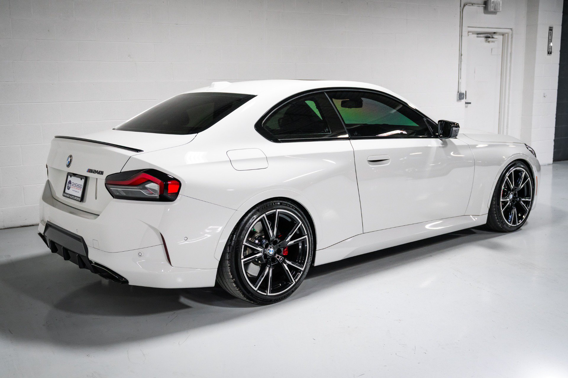 Used 2025 BMW M240i xDrive Coupe AWD/4WD image 3
