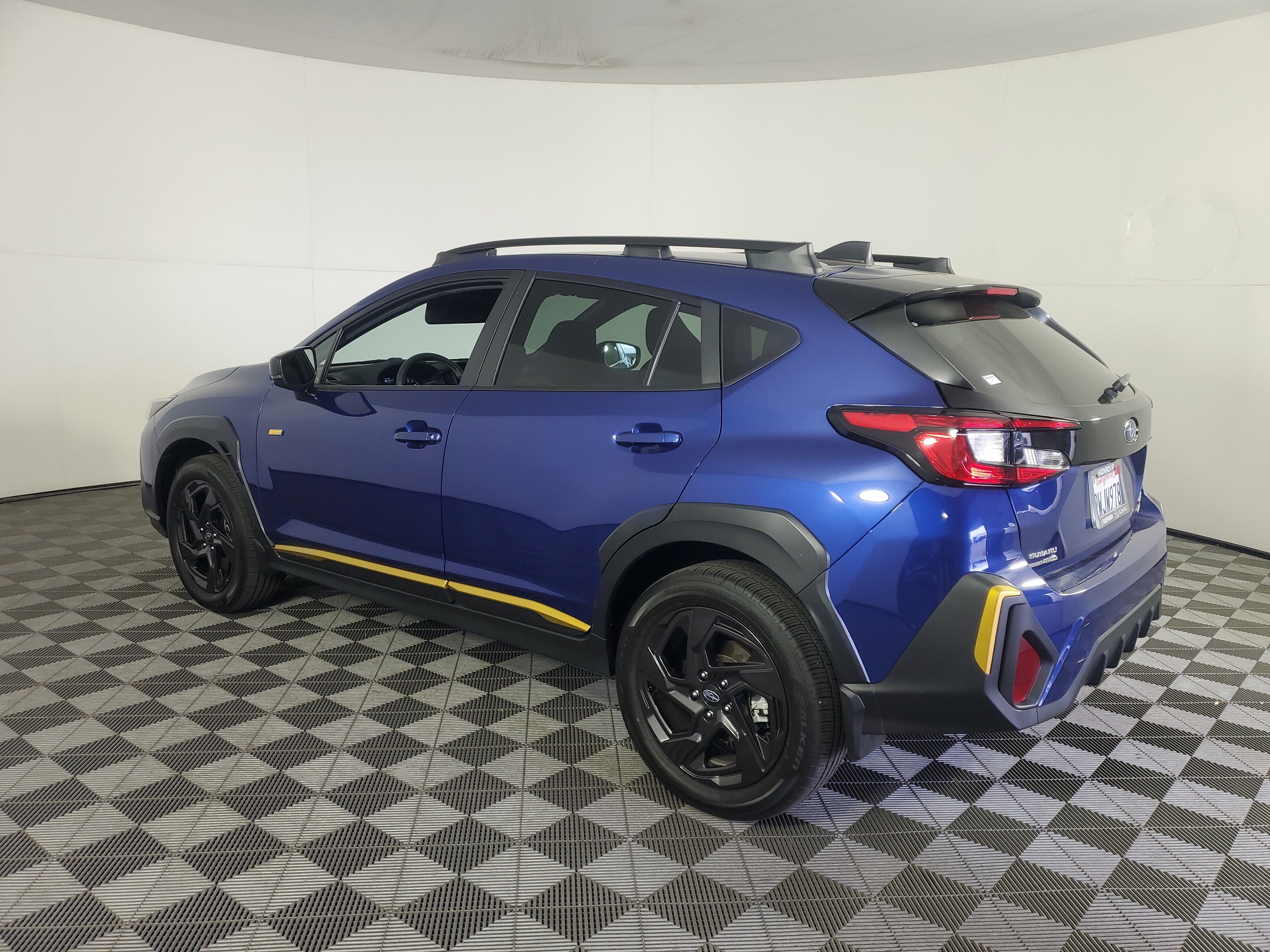Used 2025 Subaru Crosstrek 2.5i Sport w/ Crosstrek Mirror Package AWD/4WD image 6