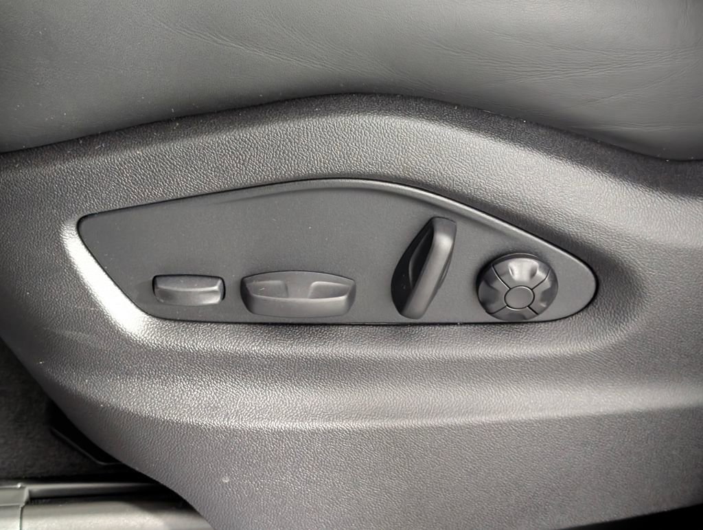 New 2026 Porsche Cayenne E-Hybrid Coupe image 28