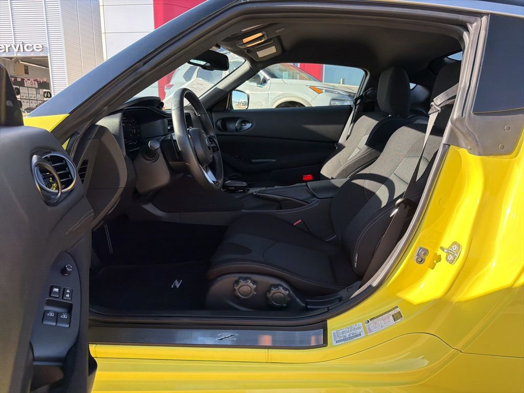Used 2024 Nissan Z Sport w/ Floor Mat Package image 14