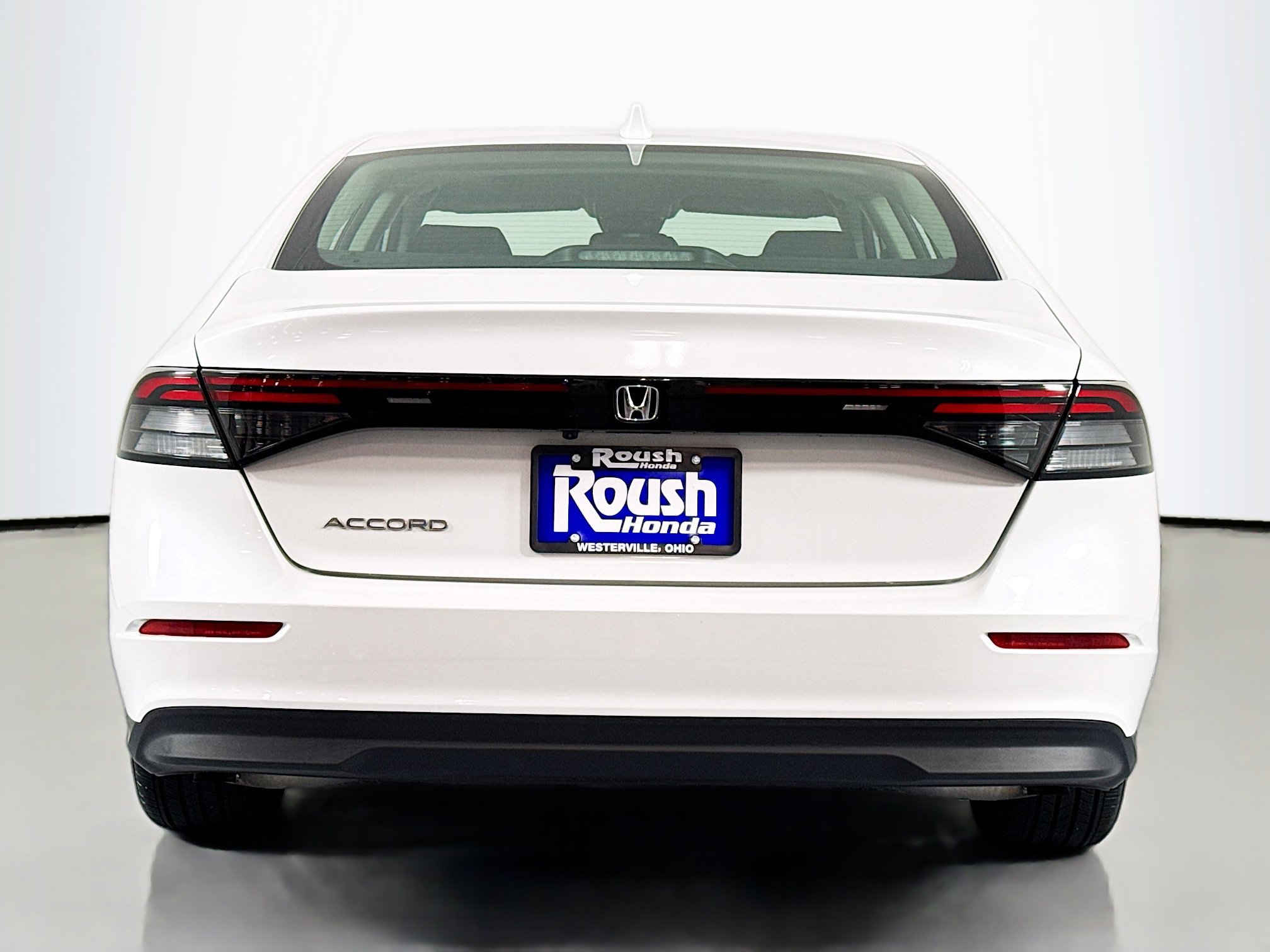 Certified 2023 Honda Accord EX image 6