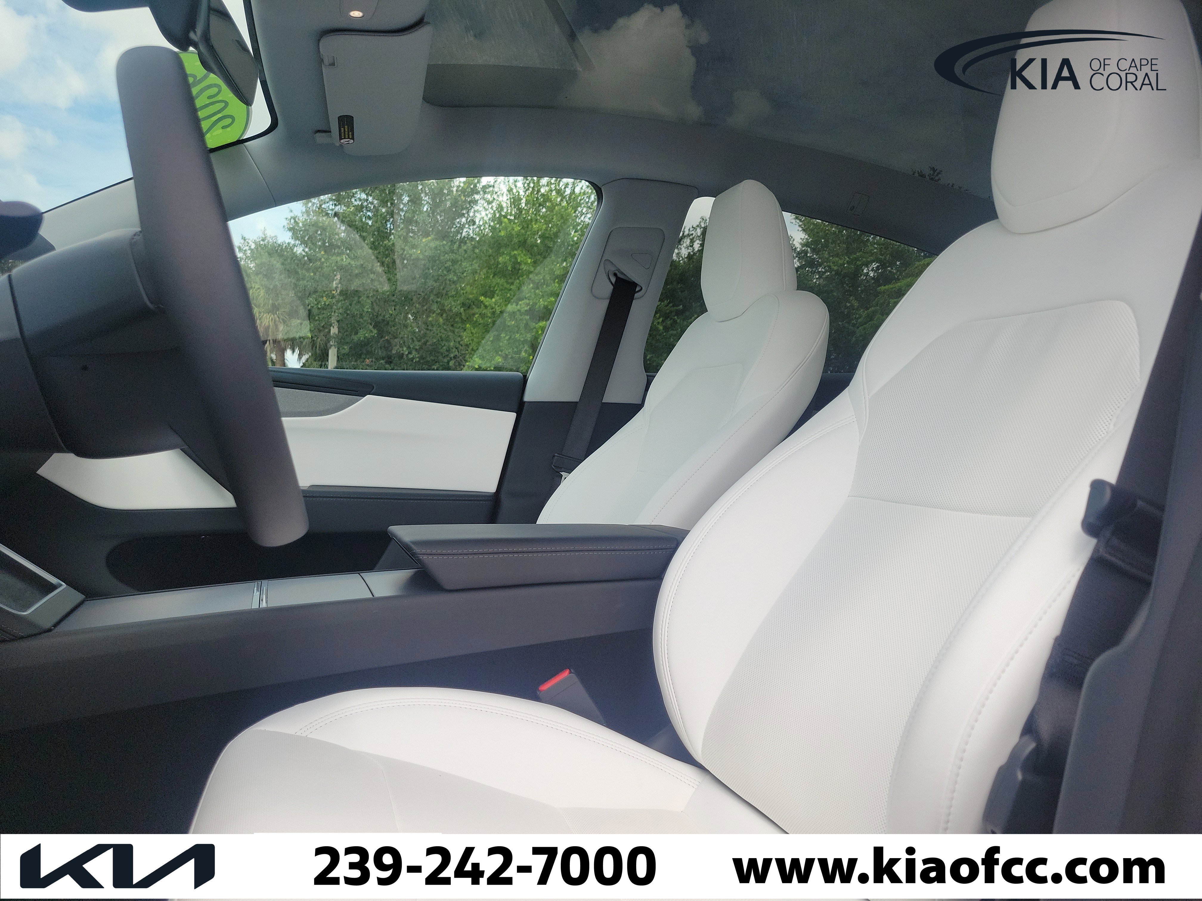 Used 2026 Tesla Model Y Long Range AWD/4WD image 25