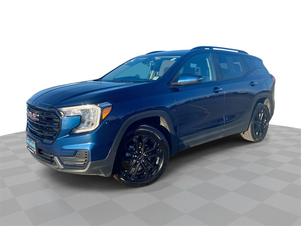 Certified 2022 GMC Terrain SLE w/ Driver Convenience Package image 1