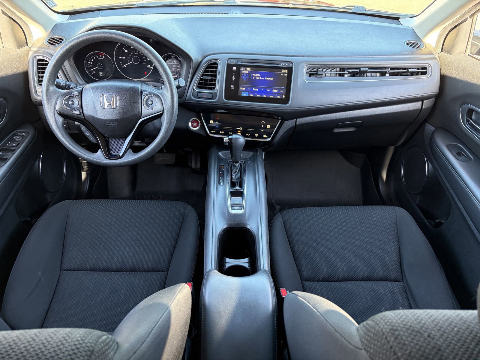Used 2018 Honda HR-V EX image 16